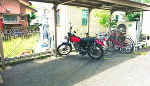 バイク置き場　１