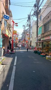 野方カンタービレ のある野方駅前商店街2